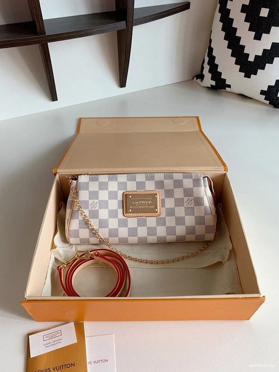 WIS EVA VUITTON LOUIS 0322